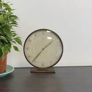 Junghans retro vintage bureauklok in zeer goede staat
